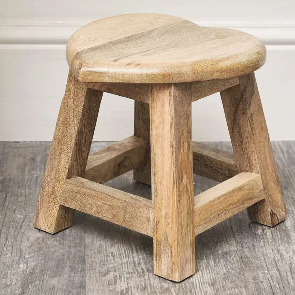 Melody Maison Small Mango Wood Heart Stool in Natural 6