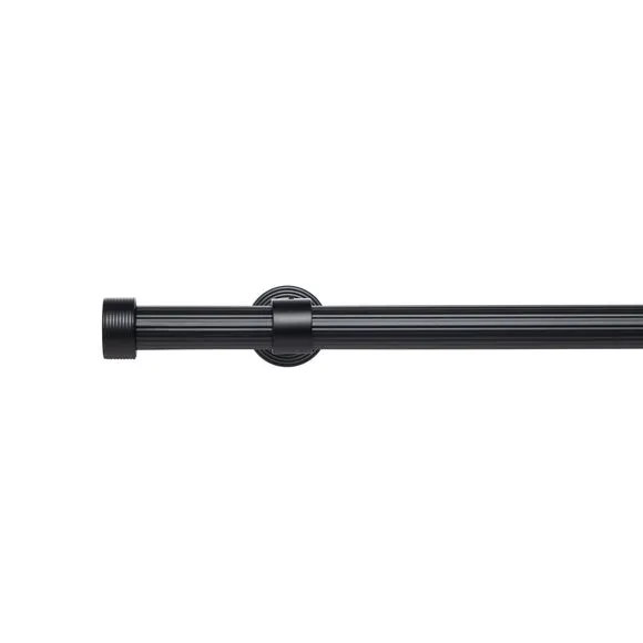Trinity Ribbed Extendable Metal Eyelet Curtain Pole 2