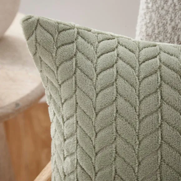 Amelia Cushion Cover 2