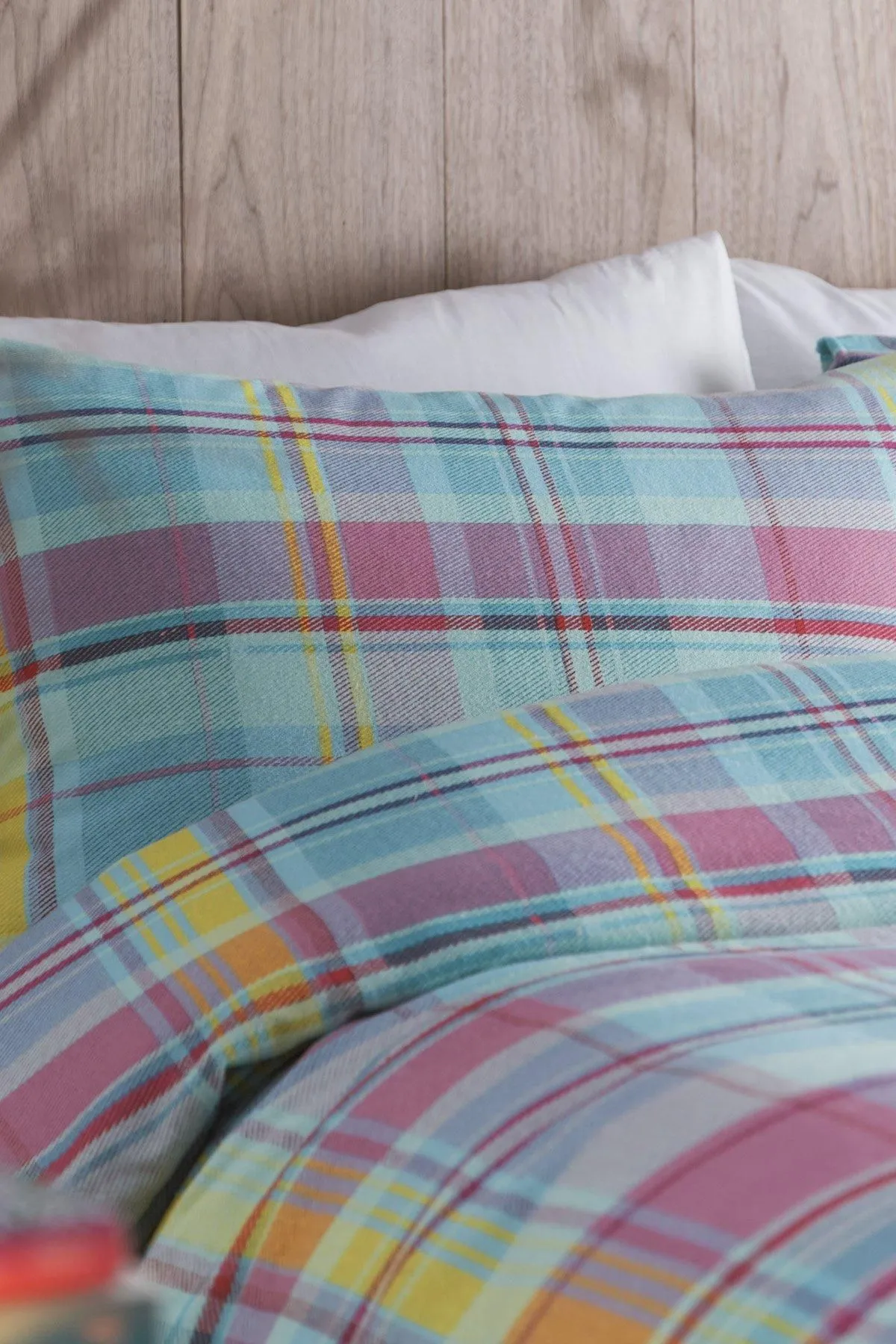 Appletree 'Applecross Check' 100% Brushed Heavyweight Cotton Duvet Cover Set 4