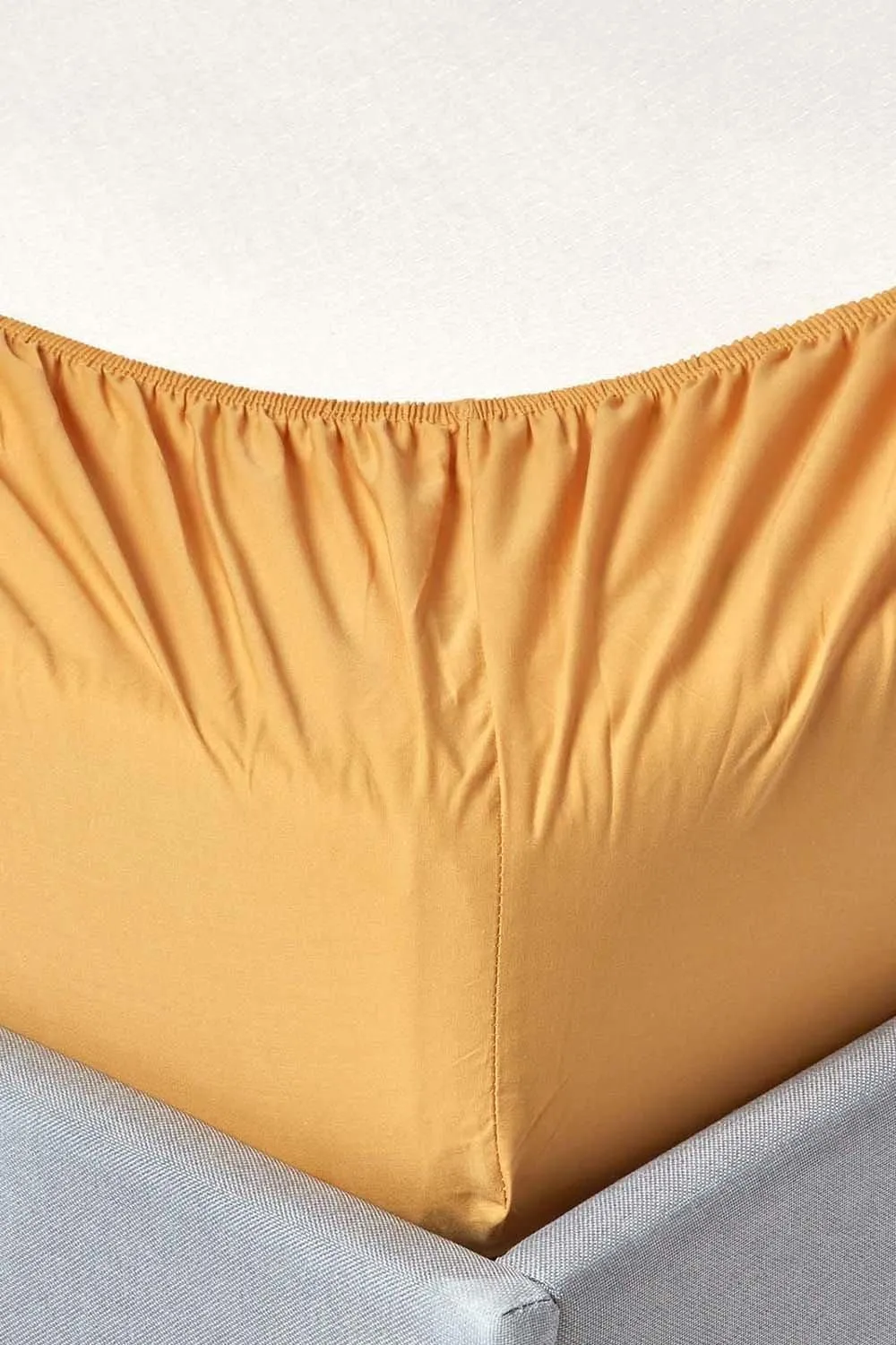 Homescapes Egyptian Cotton Fitted Sheet 12 inch 200 Thread Count in Mustard 2