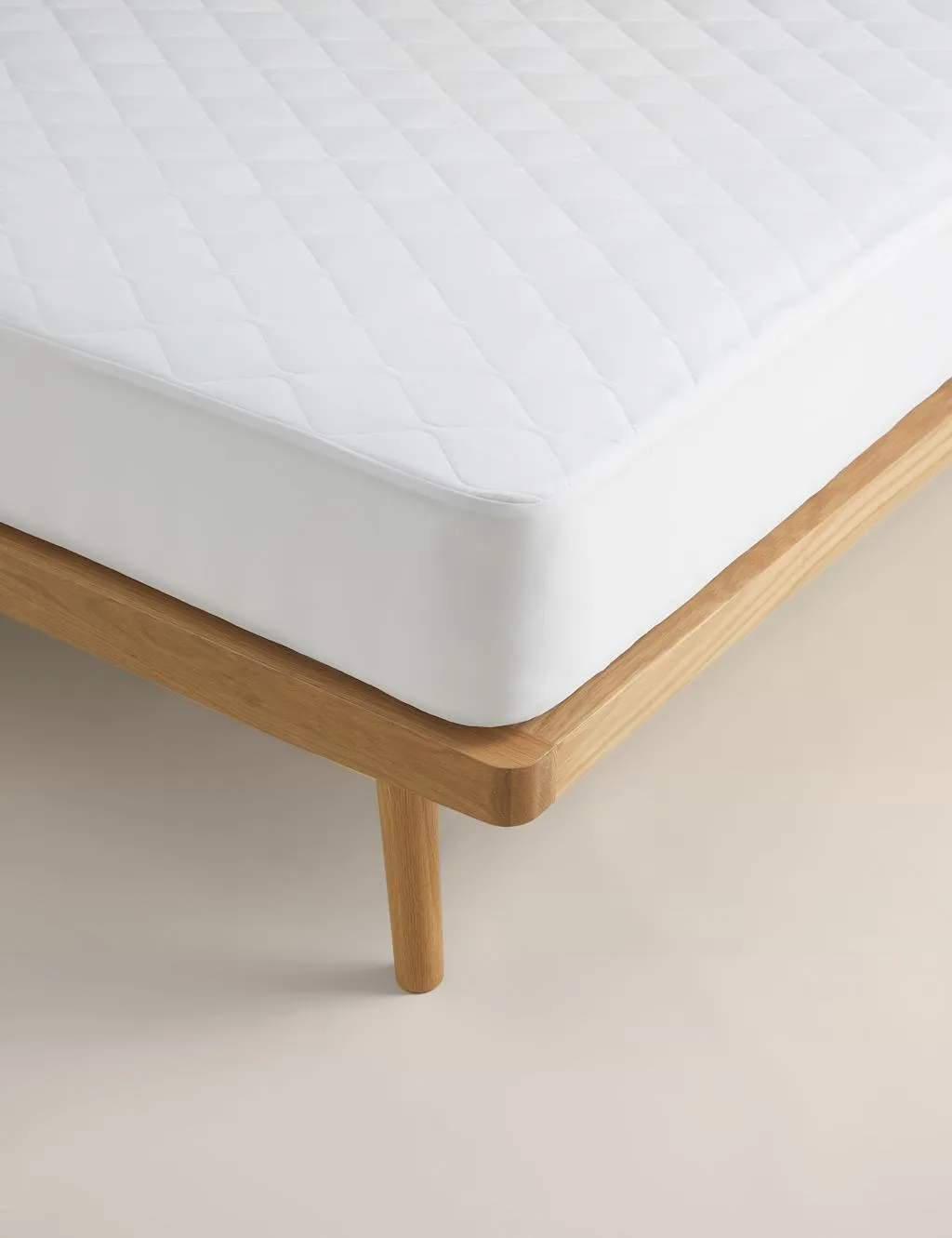 M&S Simply Soft Mattress Protector White