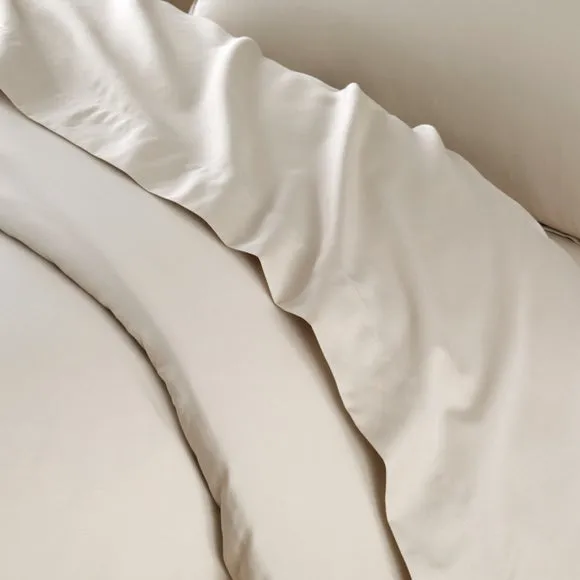 Hotel Cotton Sateen 400 Thread Count Flat Sheet 1