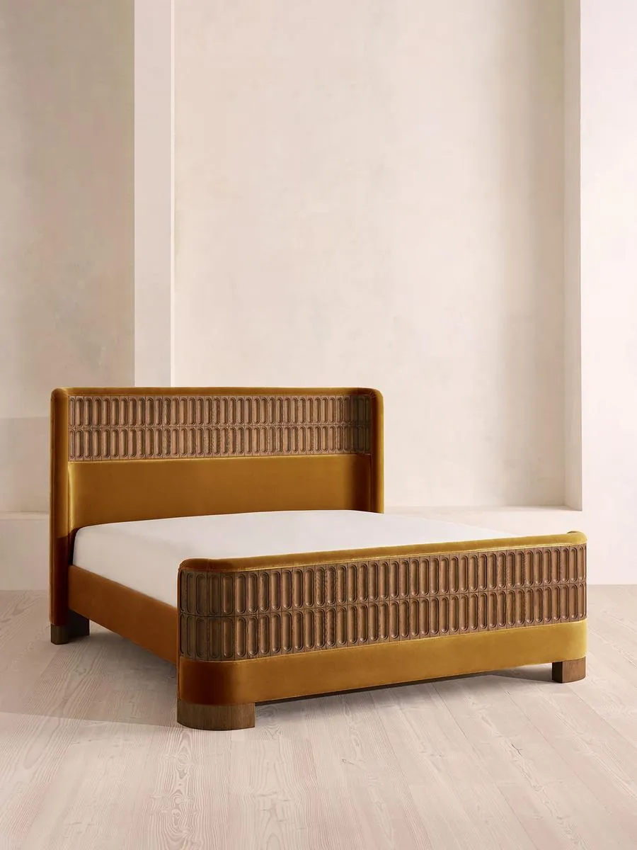 Devon Bed, King, Velvet, Mustard
