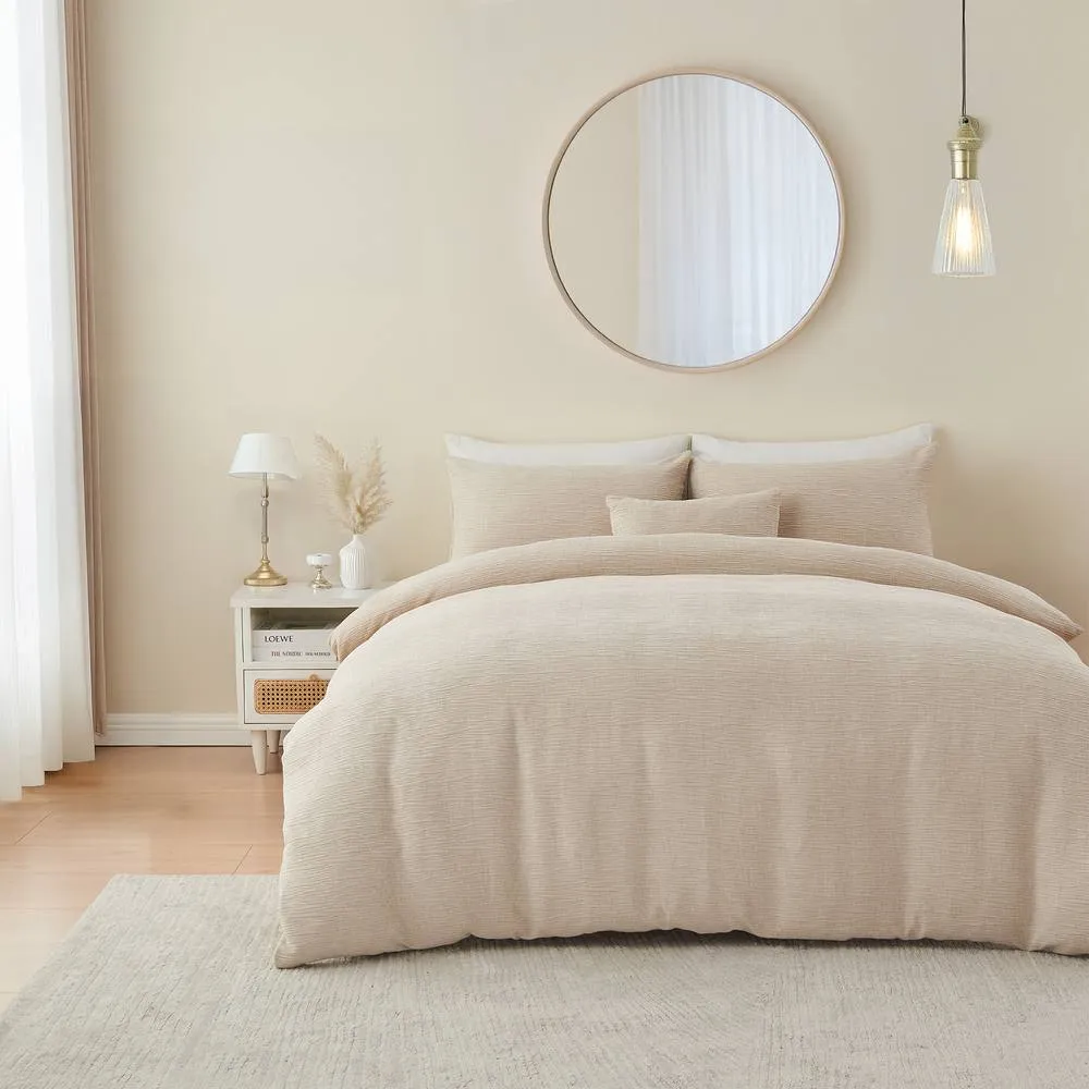 Portfolio Home Bergen Textured Abstract Duvet Cover Quilt Set With Pillowcase in Cream 1