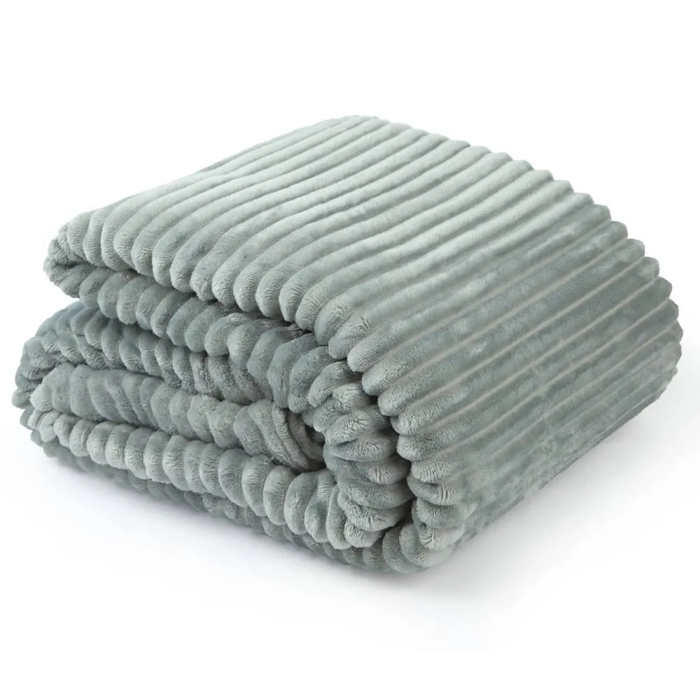 New Edge Blinds Dahlia Fleece Throw in Silver