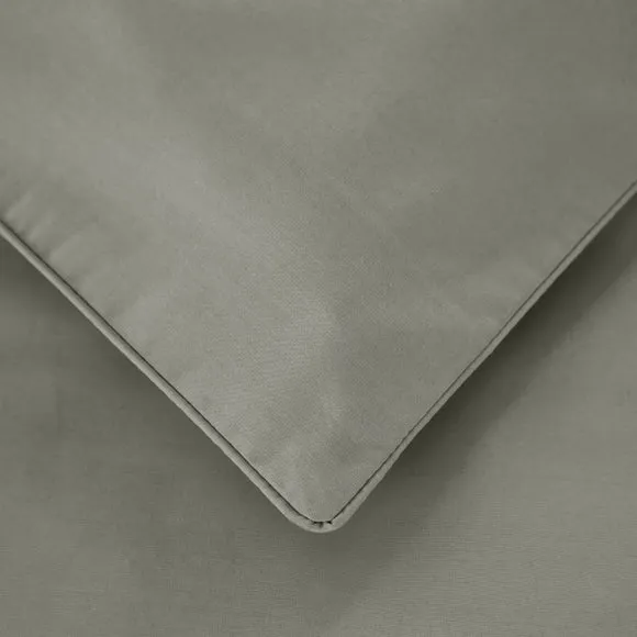 100% Egyptian Cotton 220 Thread Count Standard Pillowcase Pair 3