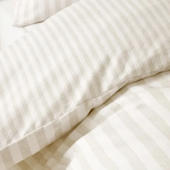 Catherine Lansfield Stripe 100% Brushed Cotton Reversible Duvet Cover & Pillowcase Set 4