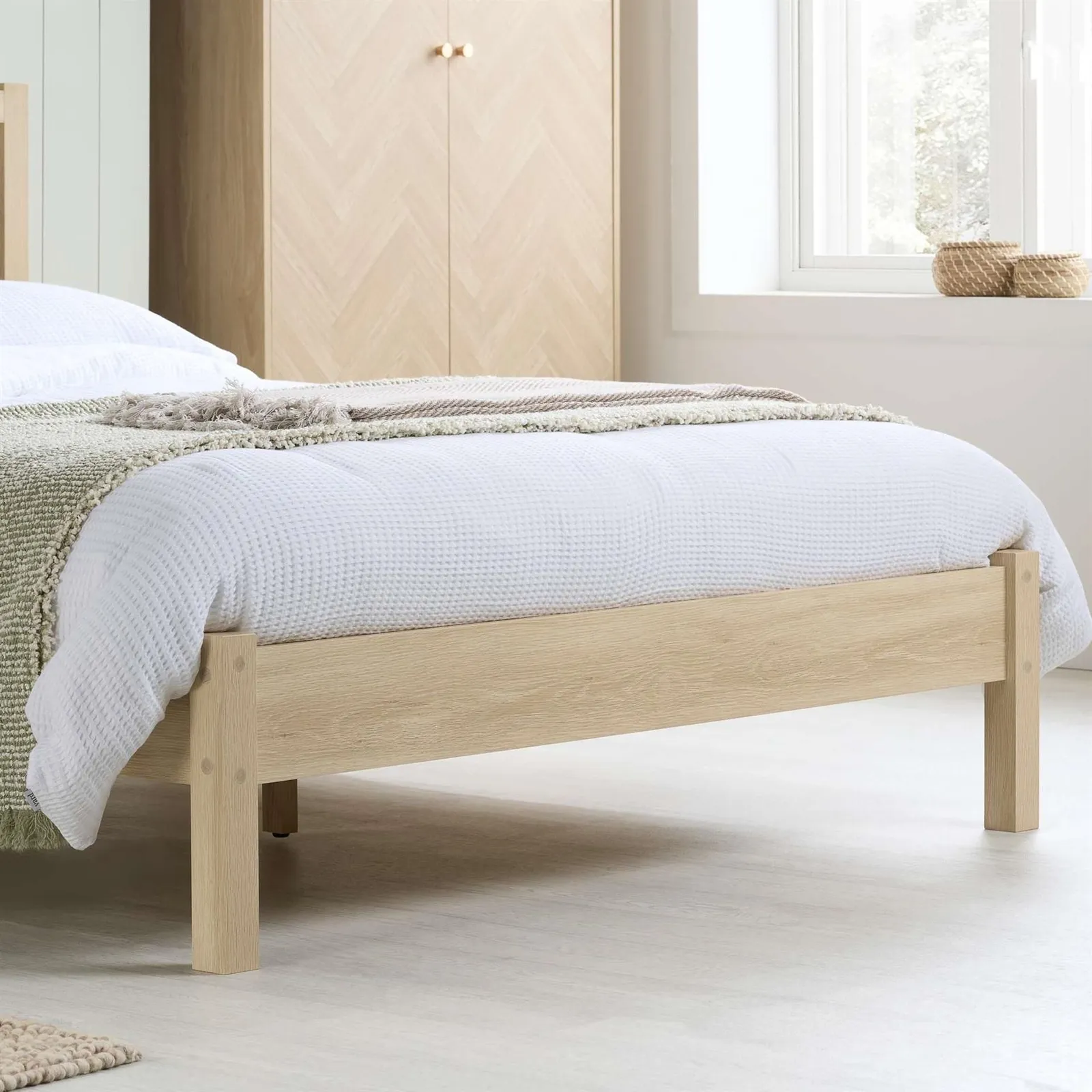 Birlea Double Bed Frame Oak Brown Wooden Herringford 4ft 6 135cm in Light Oak 3