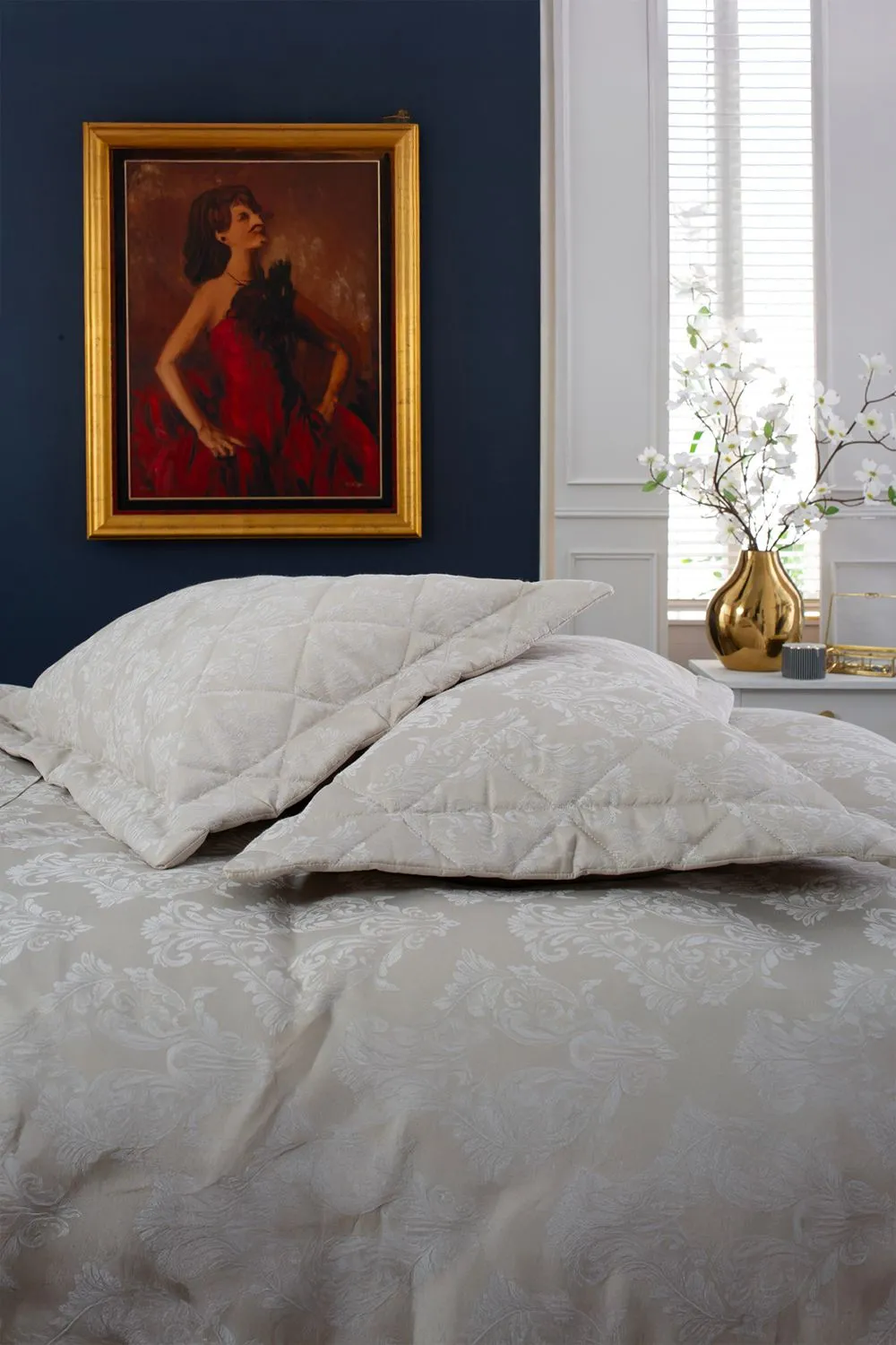 The Lyndon Company Versailles Jacquard Pillowsham Pair - 50x75cm - Decorative Damask Bed Pillow Covers | Deyongs 1846