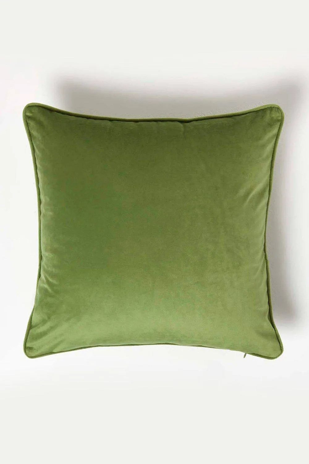 Homescapes Filled Velvet Cushion with Piped Edge 46 x 46 cm in Olive 3