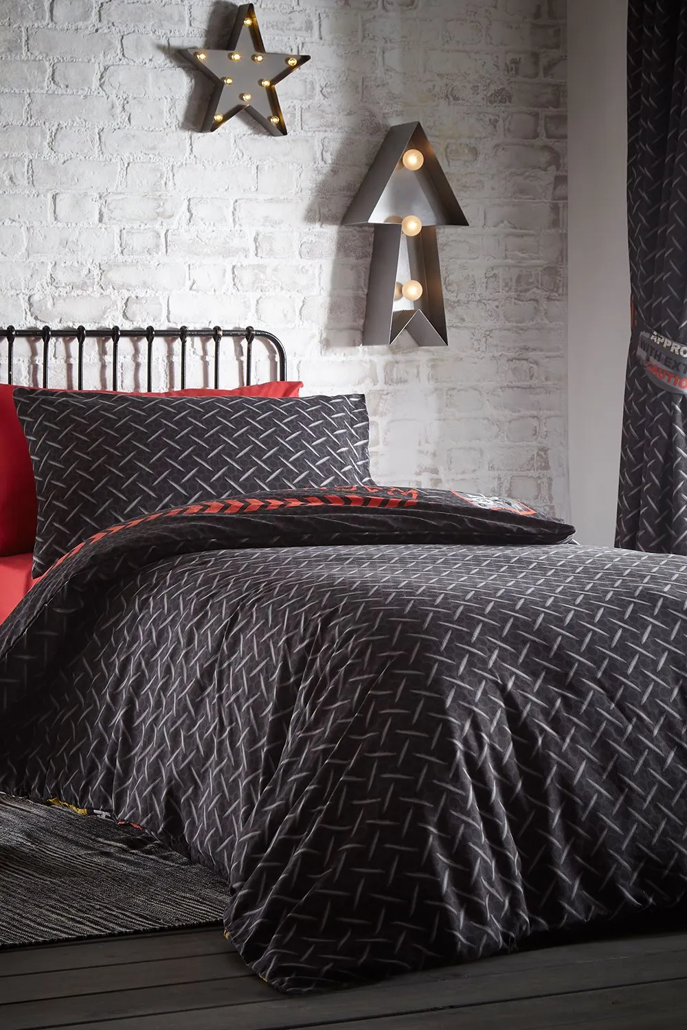 Portfolio Home Toxic Glow in the Dark Duvet Cover Set in Black 2