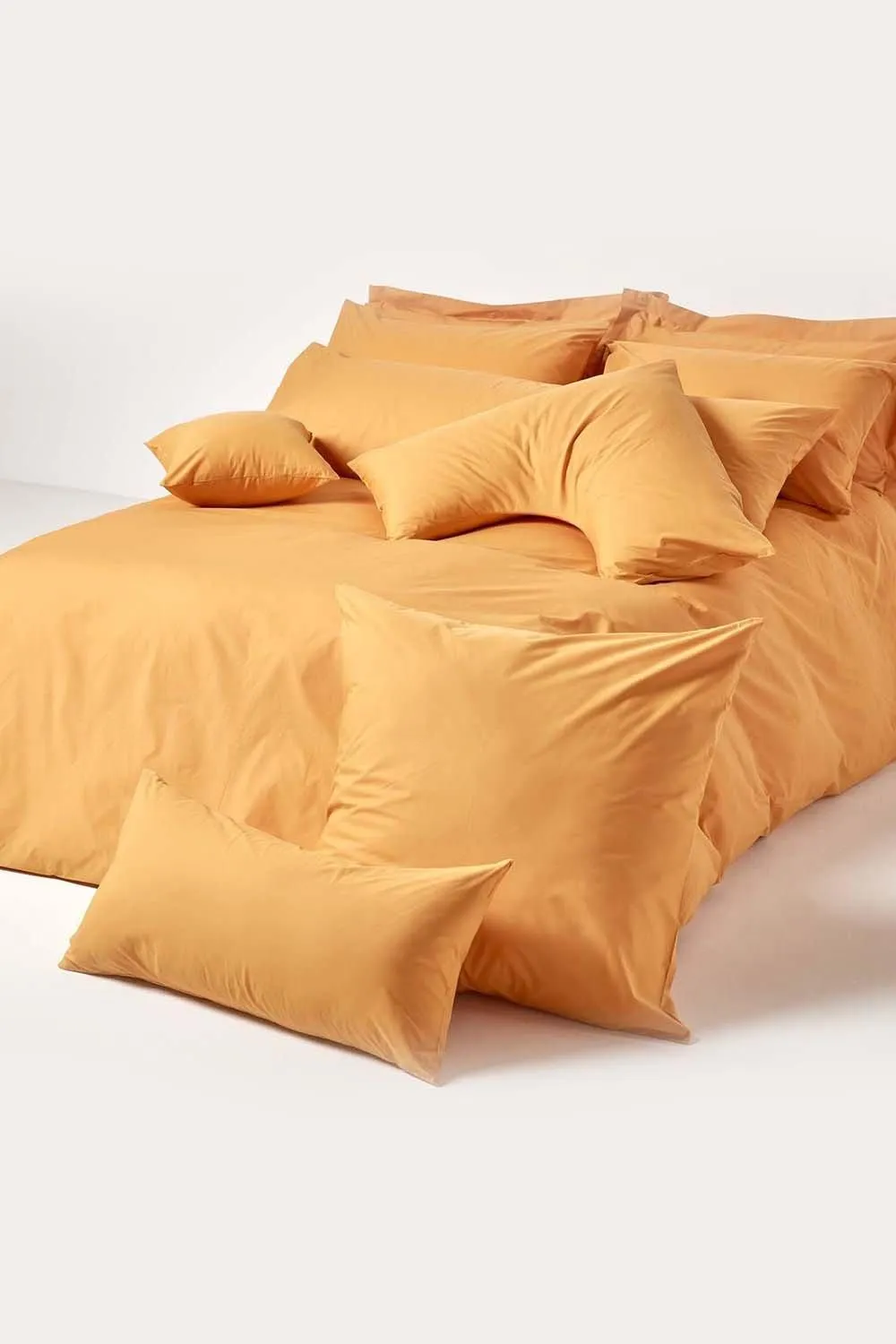 Homescapes Egyptian Cotton Housewife Pillowcase 200 TC, King Size in Mustard 5