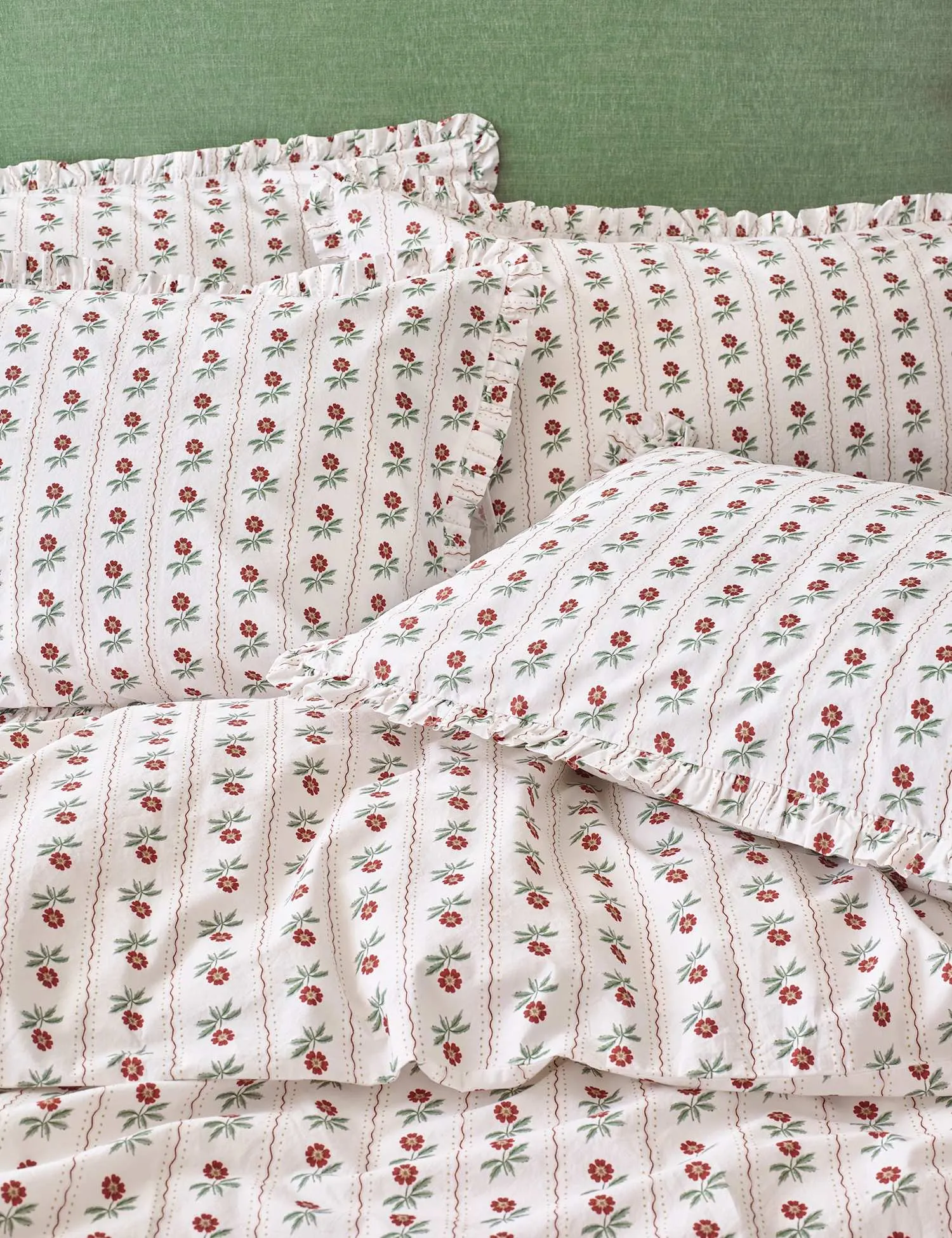 Piglet In Bed 2 Pack Pure Cotton Woodland Stripe Frill Pillowcases White Mix