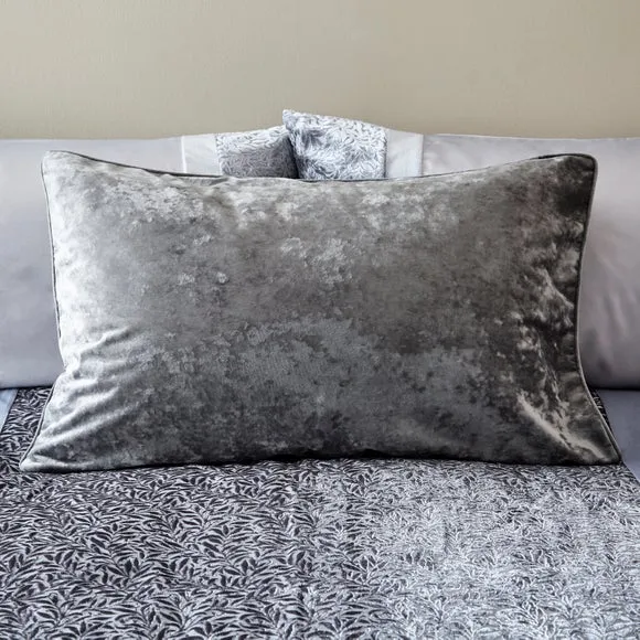 Crushed Velour Piped Pillowcase 1