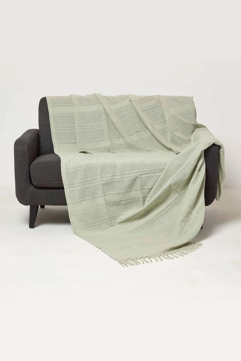 Homescapes Kashi Cotton Throw with Tassels in Green