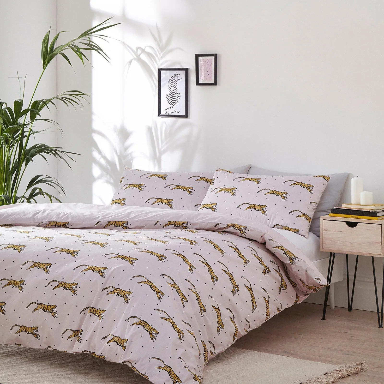 Tiger King Duvet Set