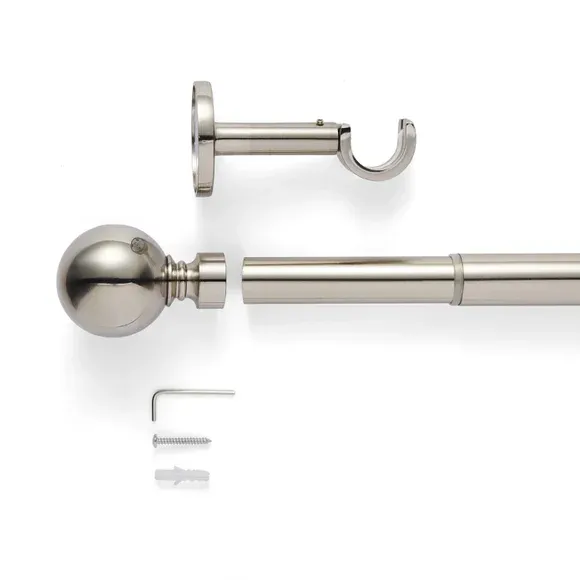 Ashton Extendable Metal Curtain Pole 4