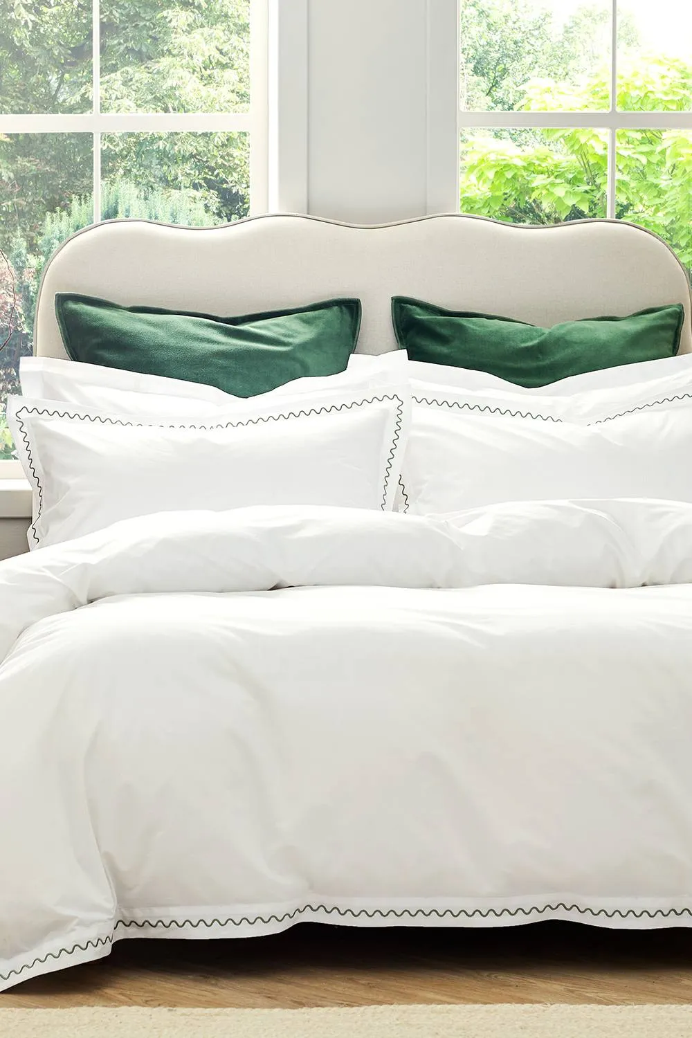 CHRISTY 'Wave Edge' Embroidered Cotton Percale Duvet Cover Sets in Green 4