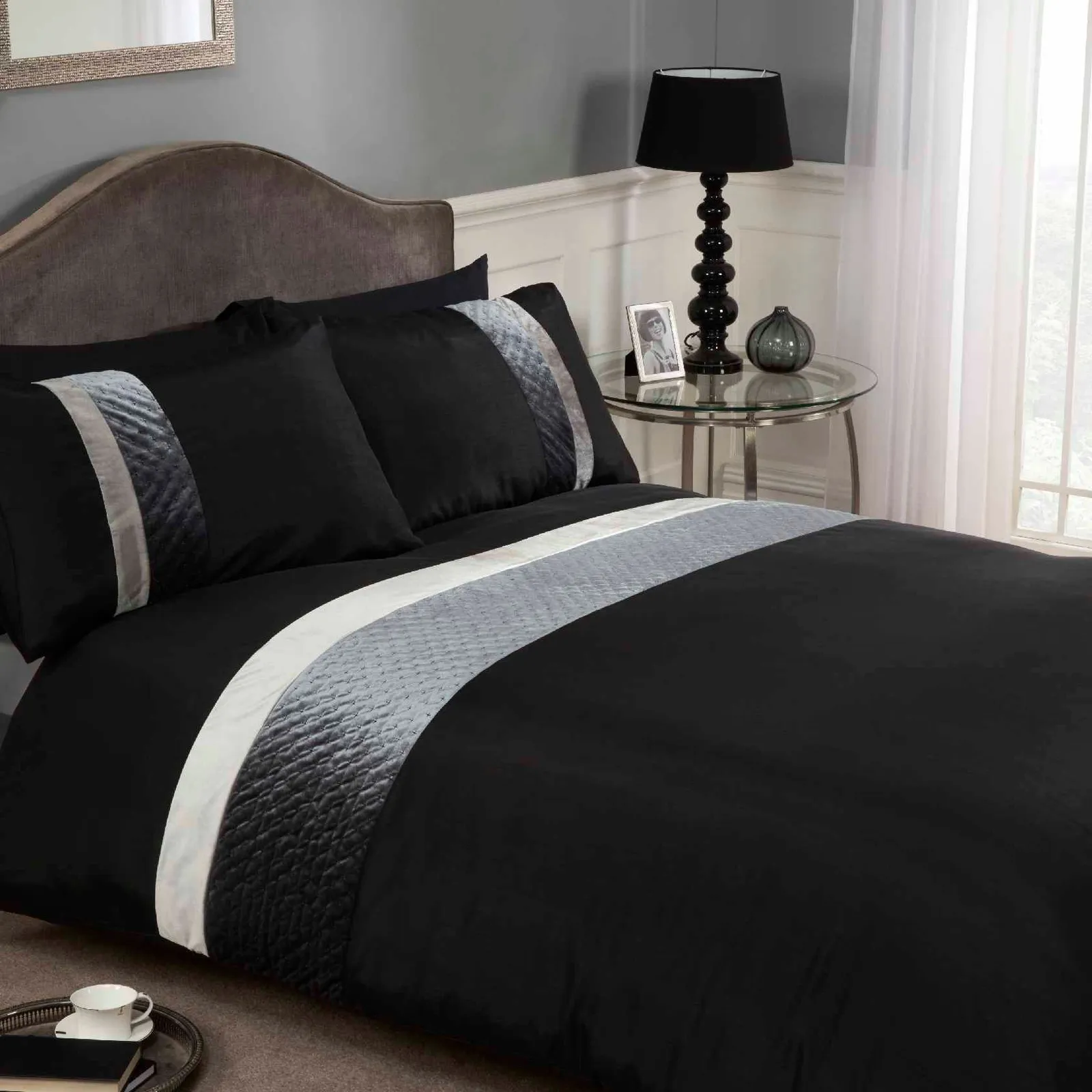 Rapport Home Deco Polycotton Duvet Cover Set With Pillowcase in Black