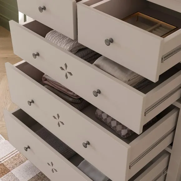 Lynton Petal Cut 5 Drawer Chest 3