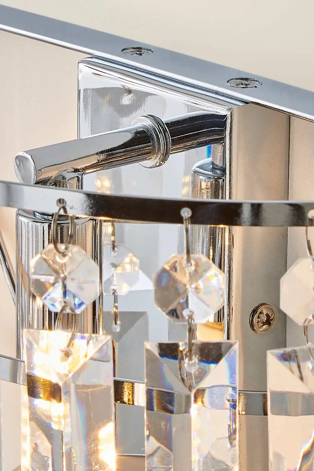 ValueLights Kelsks Chrome with Droplets Chandelier Style Flush Wall Light & Bulb in Silver 4