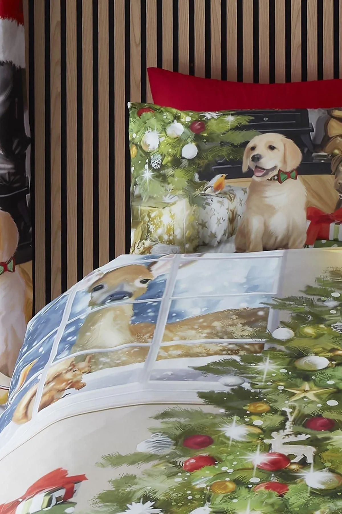 Fusion 'Christmas Tree' Festive Scene Print Duvet Cover Set 3