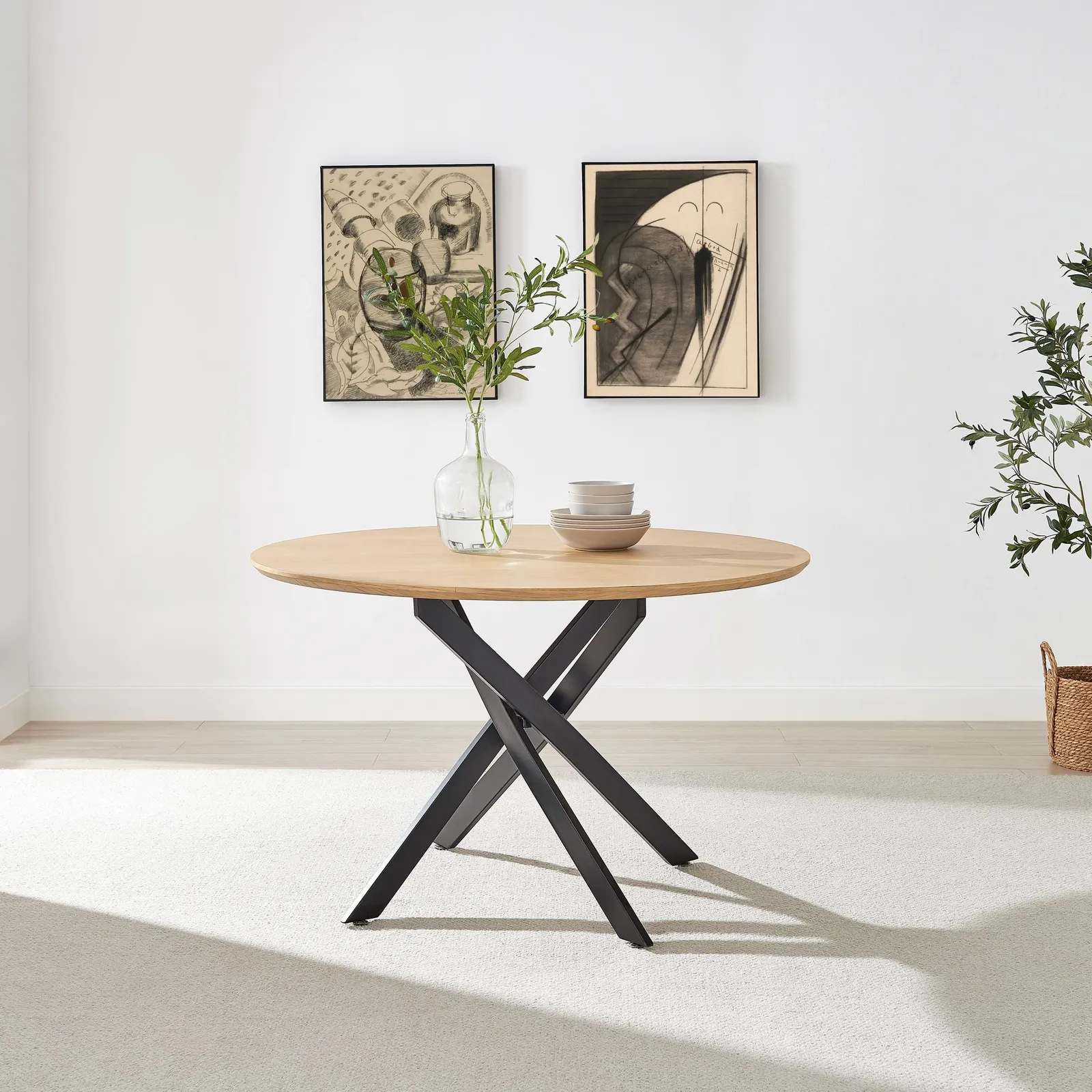 FurnitureboxUK Novara 120cm Oak Effect Dining Table & 6 Calla Black Velvet Chairs 3