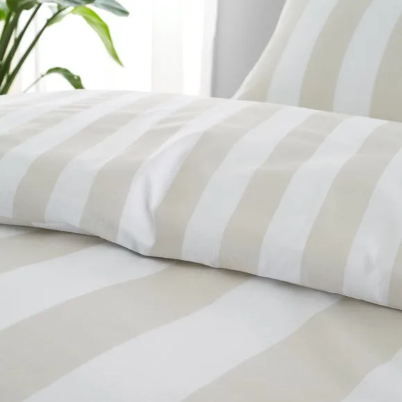 Catherine Lansfield Cove Stripe Duvet Cover and Pillowcase Set 4