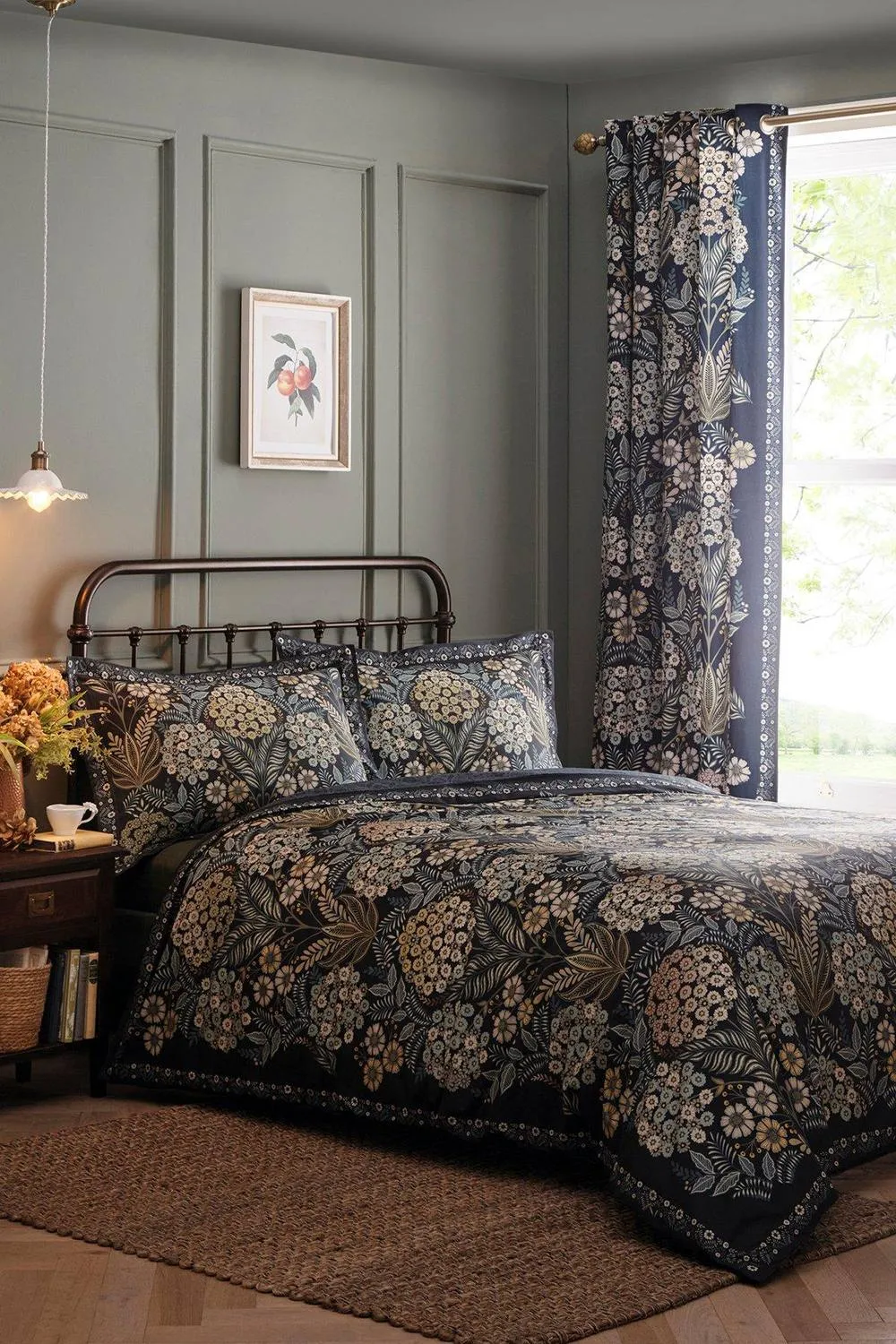 Appletree 'Evelina' Geometric Floral Duvet Cover Set in Navy