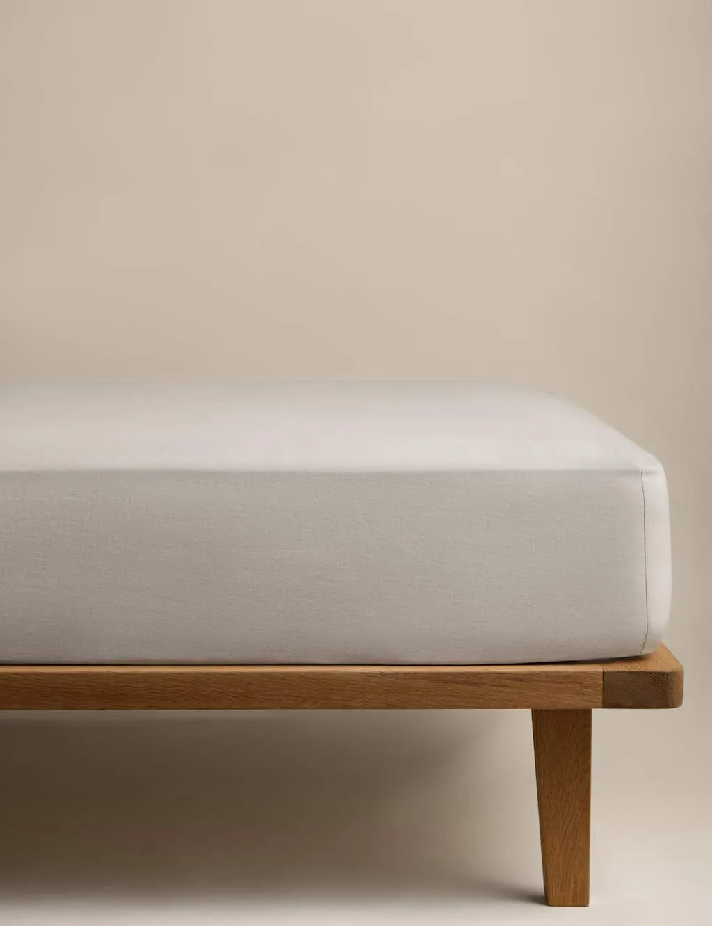 M&S Pure Linen 190gsm Deep Fitted Sheet Linen