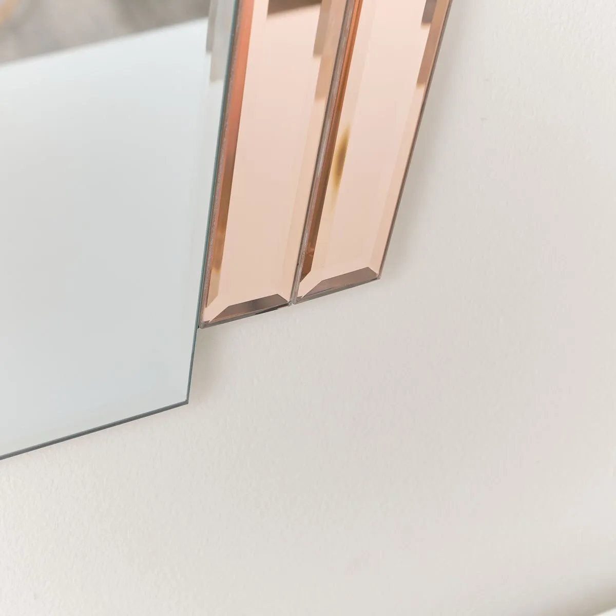 Melody Maison Pink Art Deco Fan Wall Mirror - 60cm X 48cm in Baby Pink 5