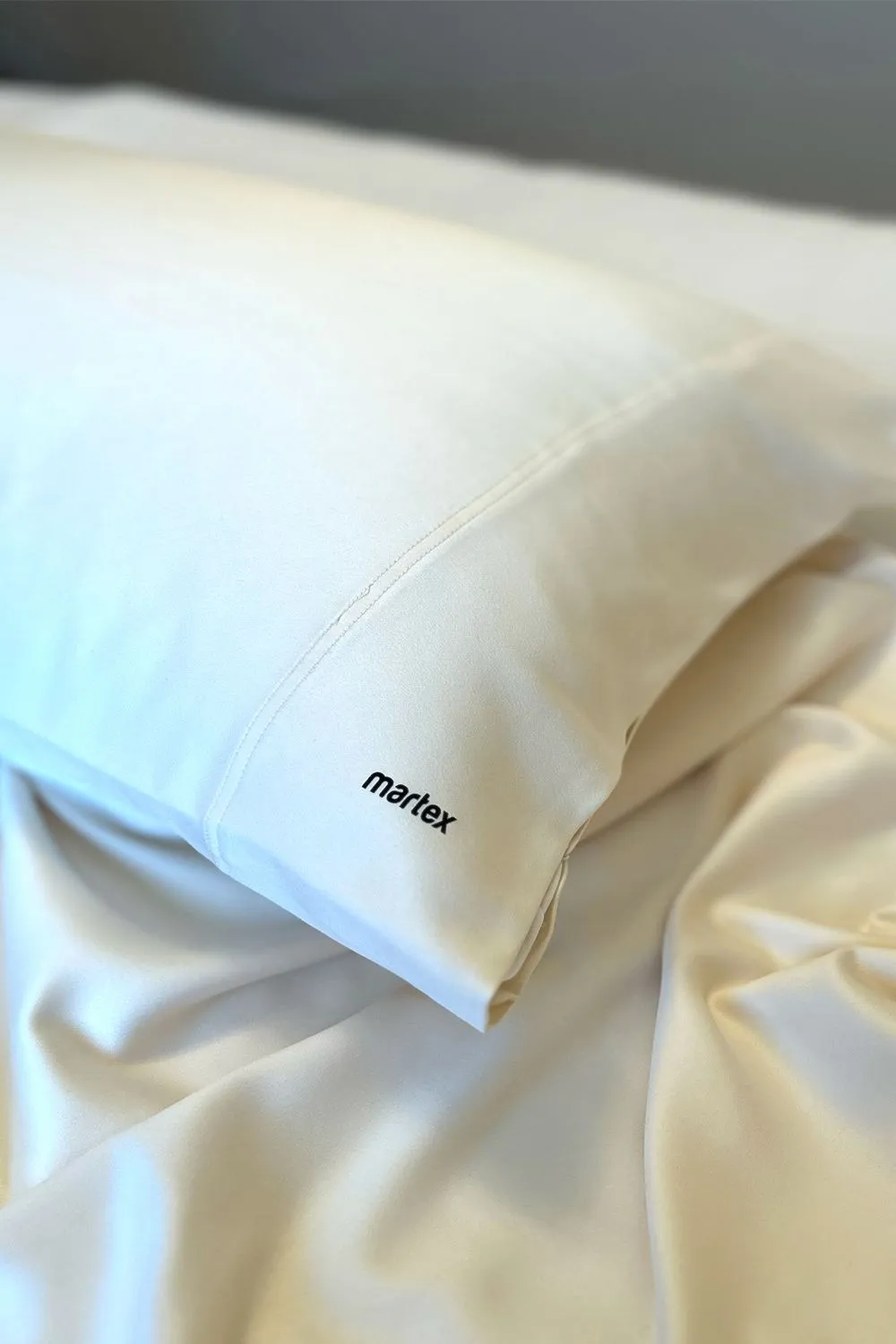 Martex Satin Travel Pillowcase Pair in Ivory 4