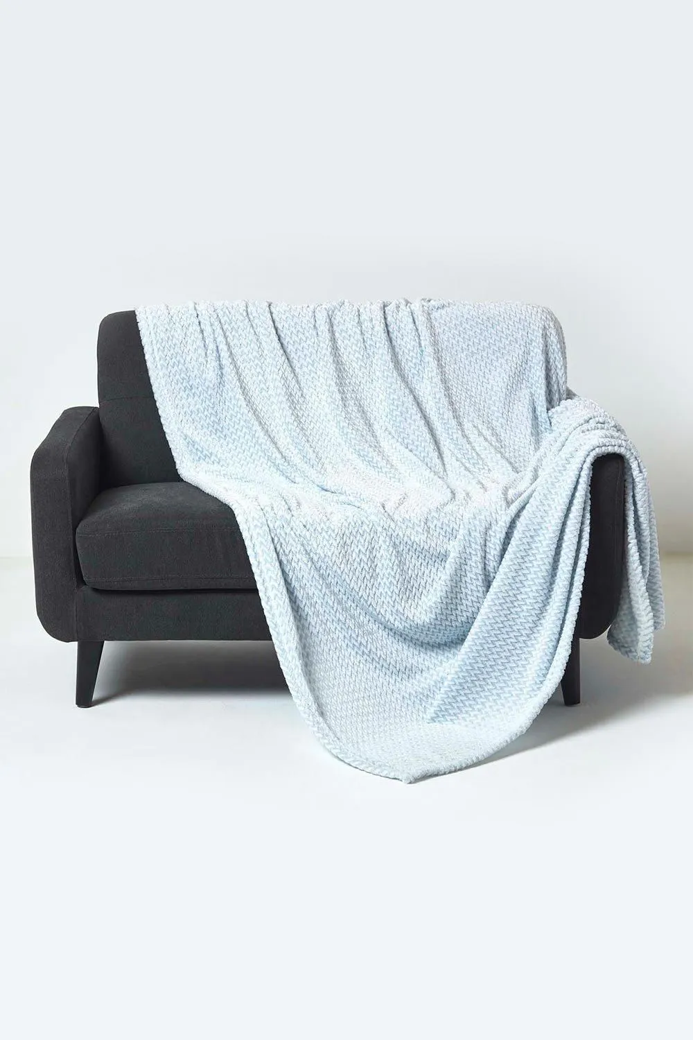 Homescapes Mora Faux Fur Velvet Throw in Blue