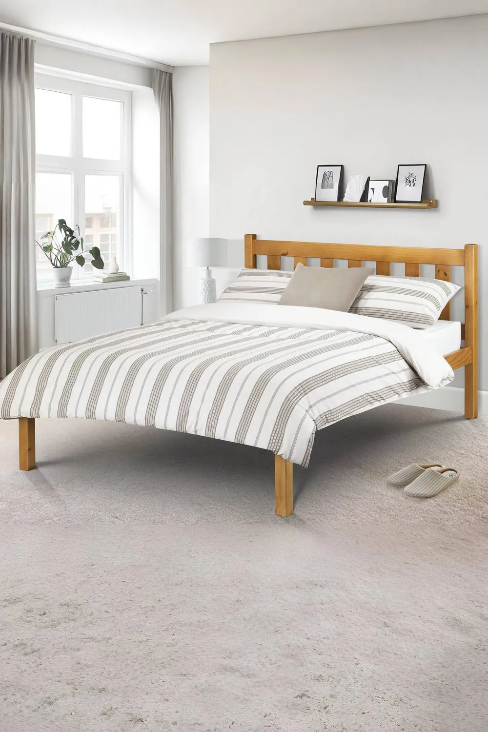 Julian Bowen Poppy Bed in Natural