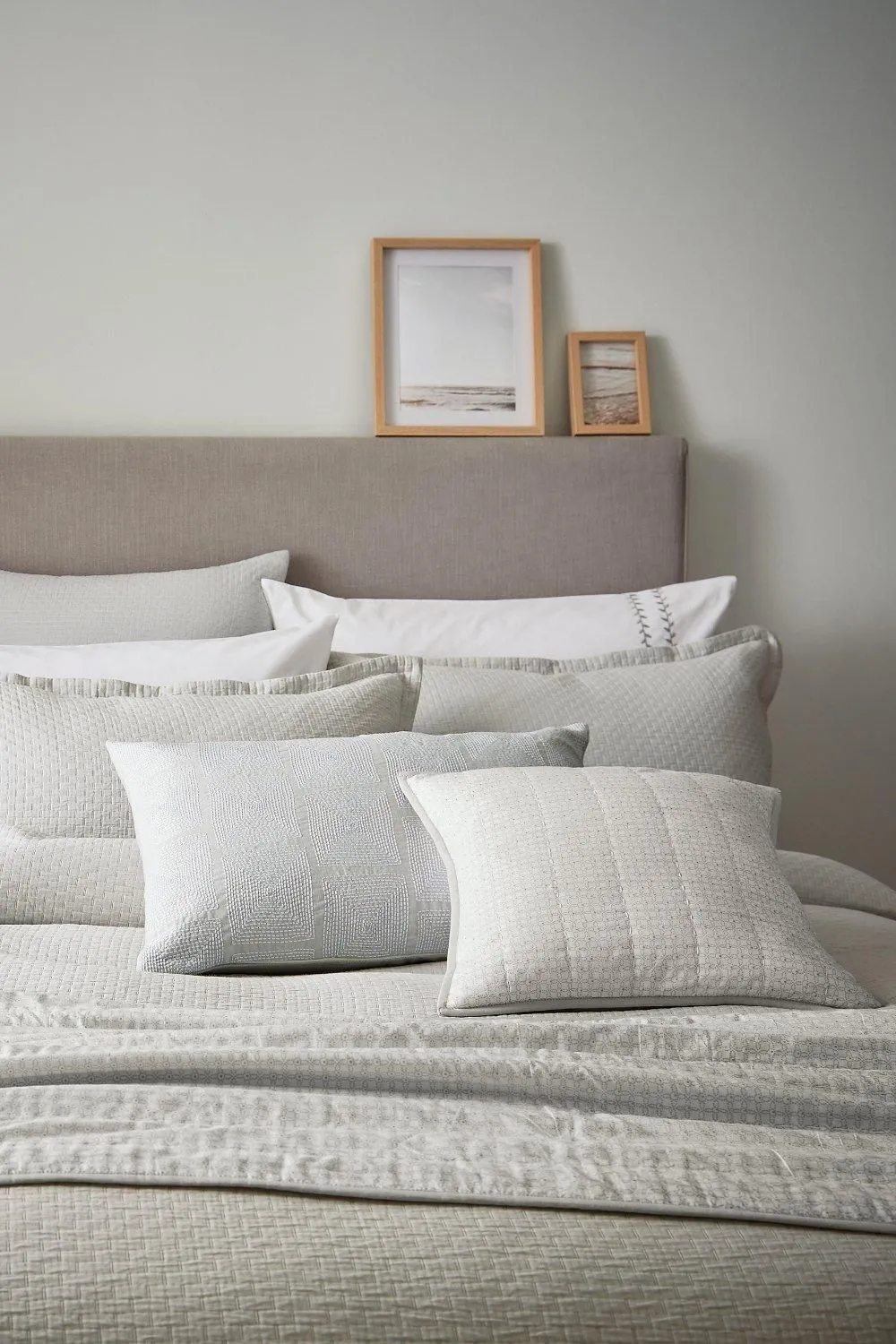 Murmur 'Hush' Cotton Percale Oxford Pillowcase in Grey 2