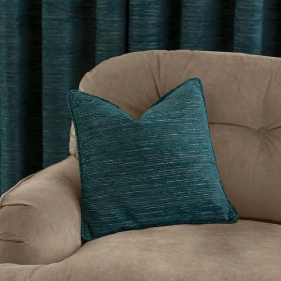Hemmingway Chenille Cushion 1