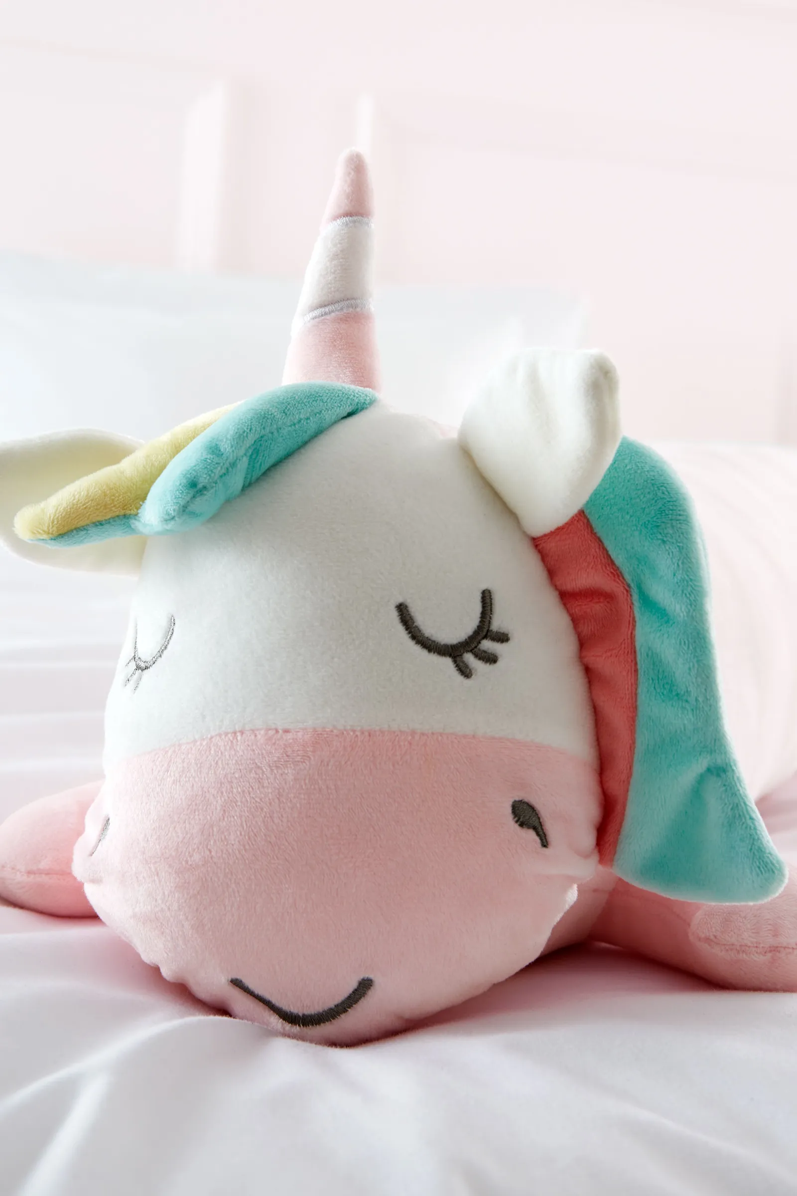 Catherine Lansfield 'Cuddle Friends Unicorn' Large 3D Cushion in Pink 2