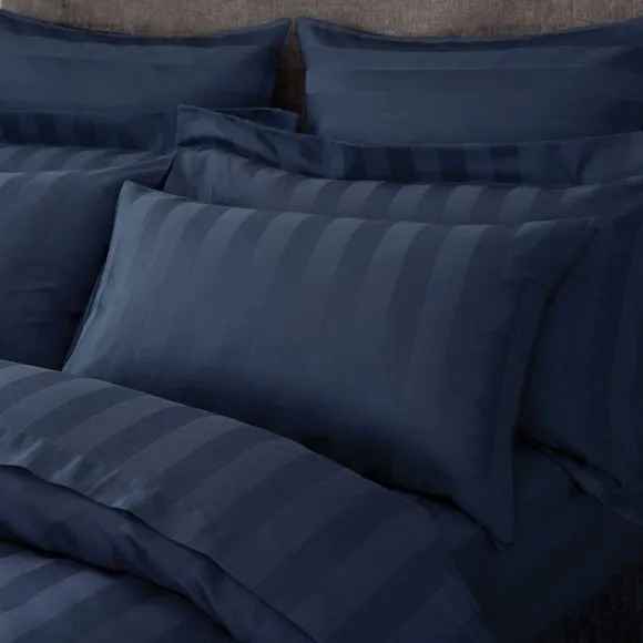 Hotel Stripe 230 Thread Count 100% Cotton Standard Pillowcase Pair