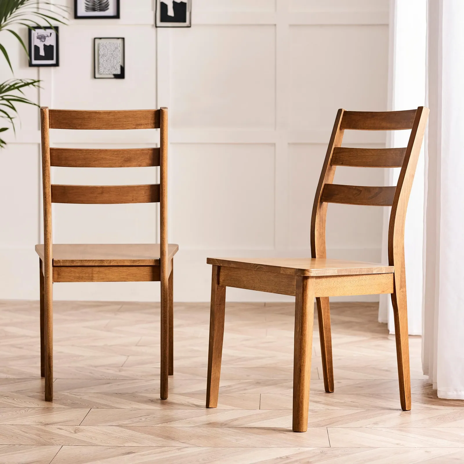 FurnitureboxUK Set of 2 Lynton Wooden Farmhouse Dining Chairs in Walnut