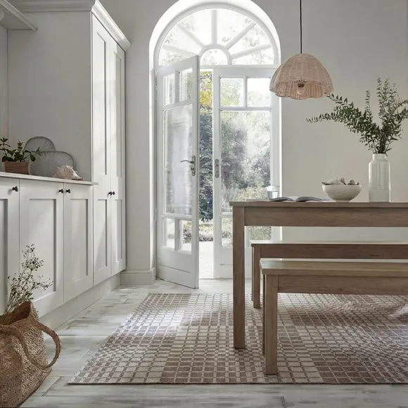 Checkerboard Indoor Outdoor Rug 6