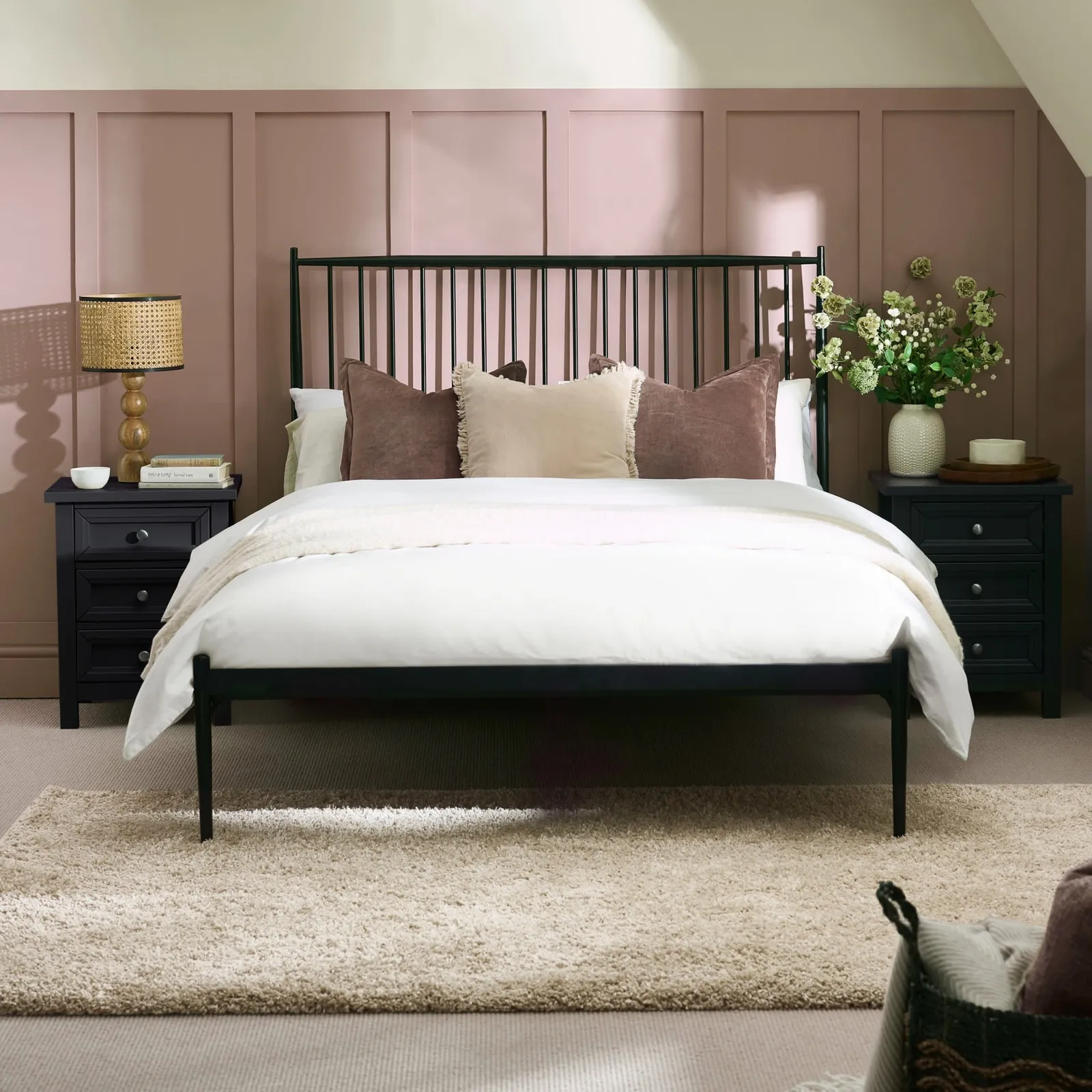 Floyd - Double - Spindle Style Bed - Black - Metal - 4ft6