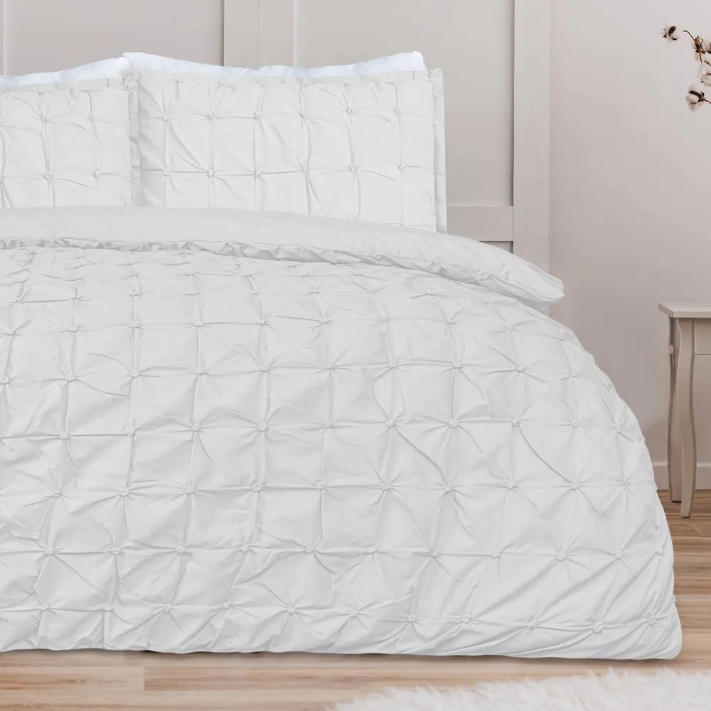 Smart Living Luxury Super Soft Stylish Rouched Pleat Duvet Cover with Pillowcases in White 3
