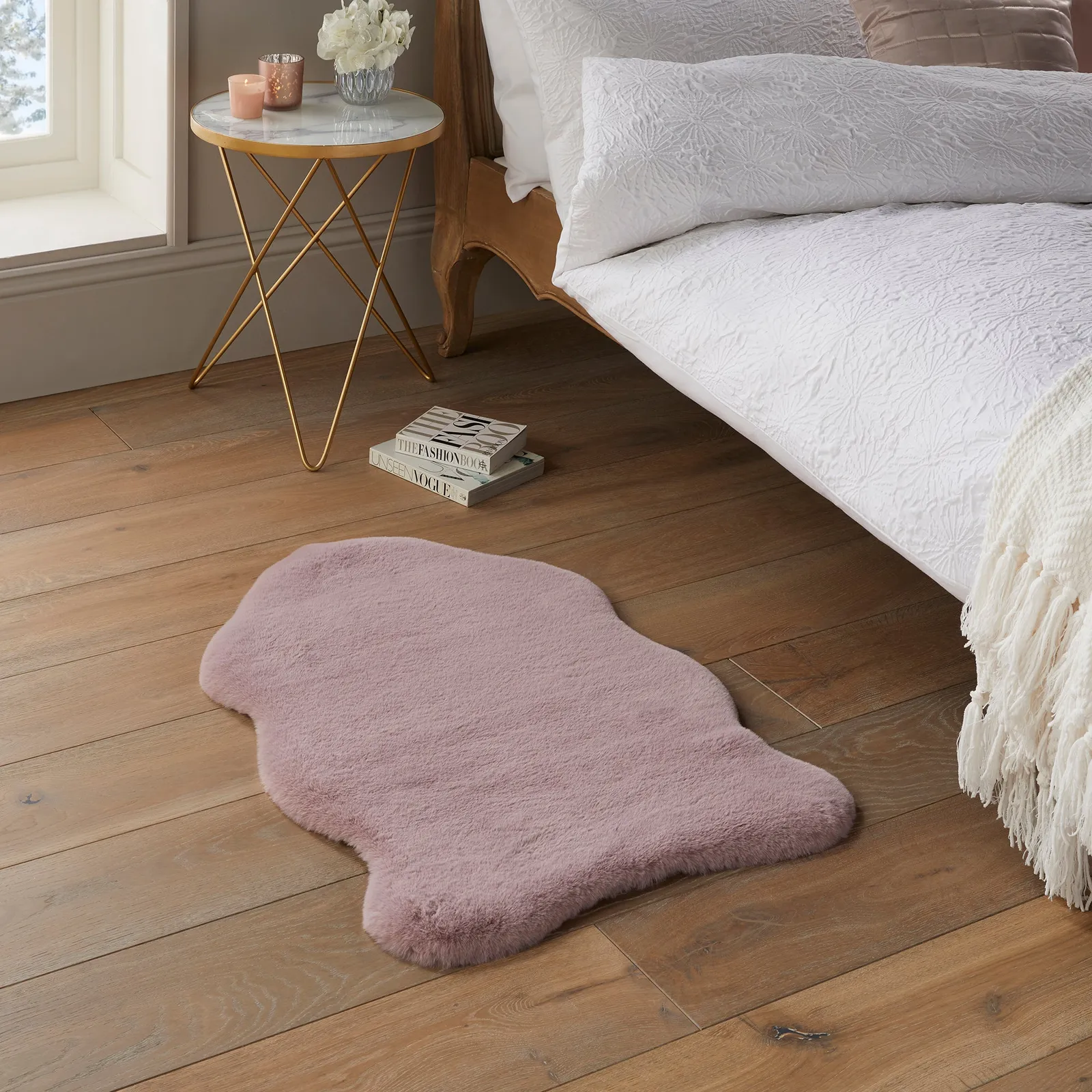 Supersoft Single Pelt Faux Fur Rug Pink