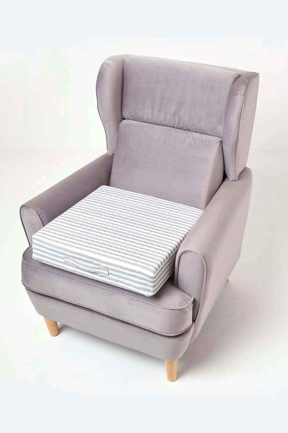 Homescapes Quilted Cotton Armchair Booster Cushion Cover in Grey 6