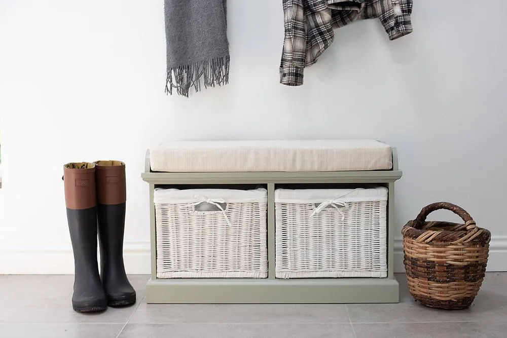 Statement Furniture Tetbury Bench with 2 White Wicker Baskets & Cream Cushion in Light Green