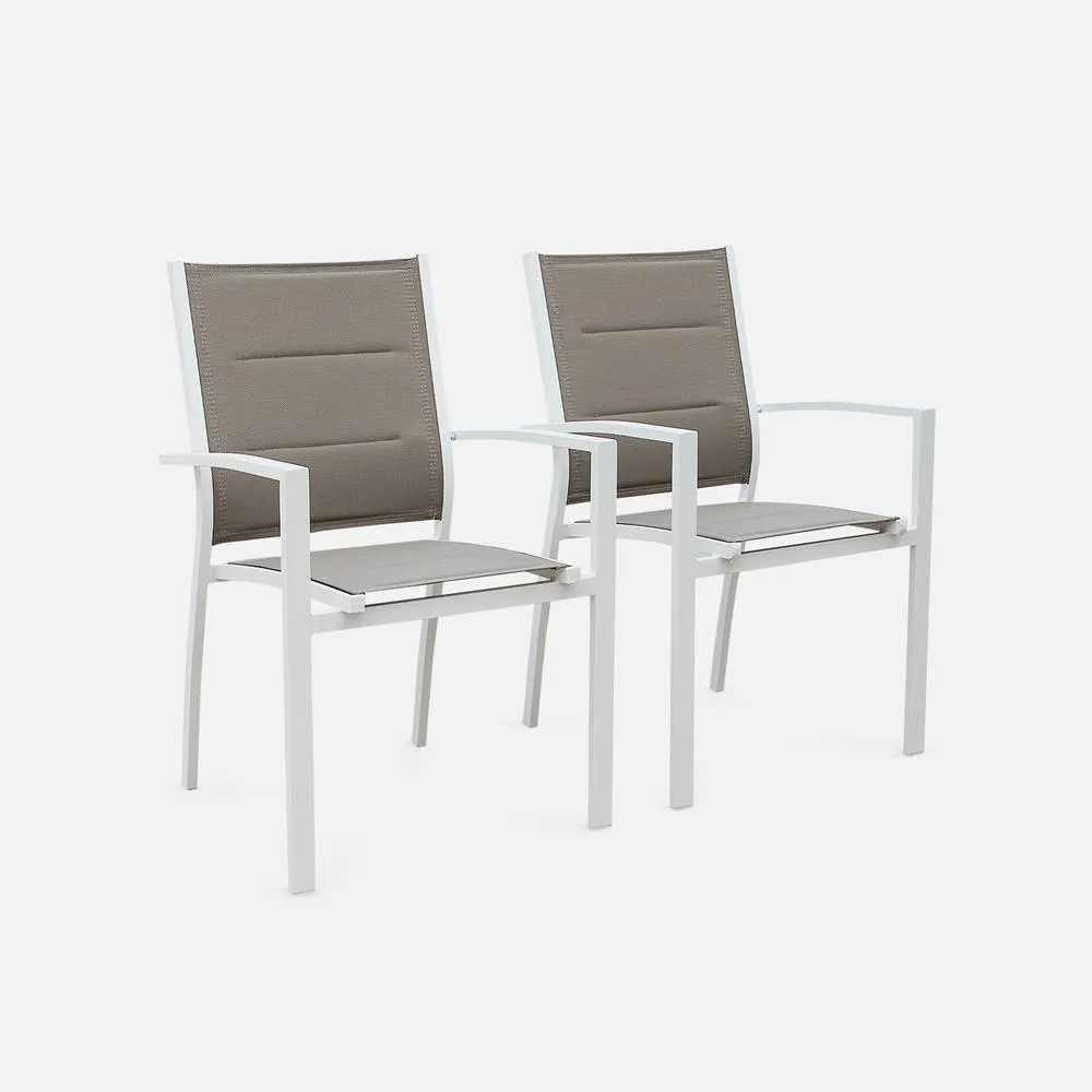 sweeek 6-seater Extendable Aluminium Garden Table With Chairs in White 6