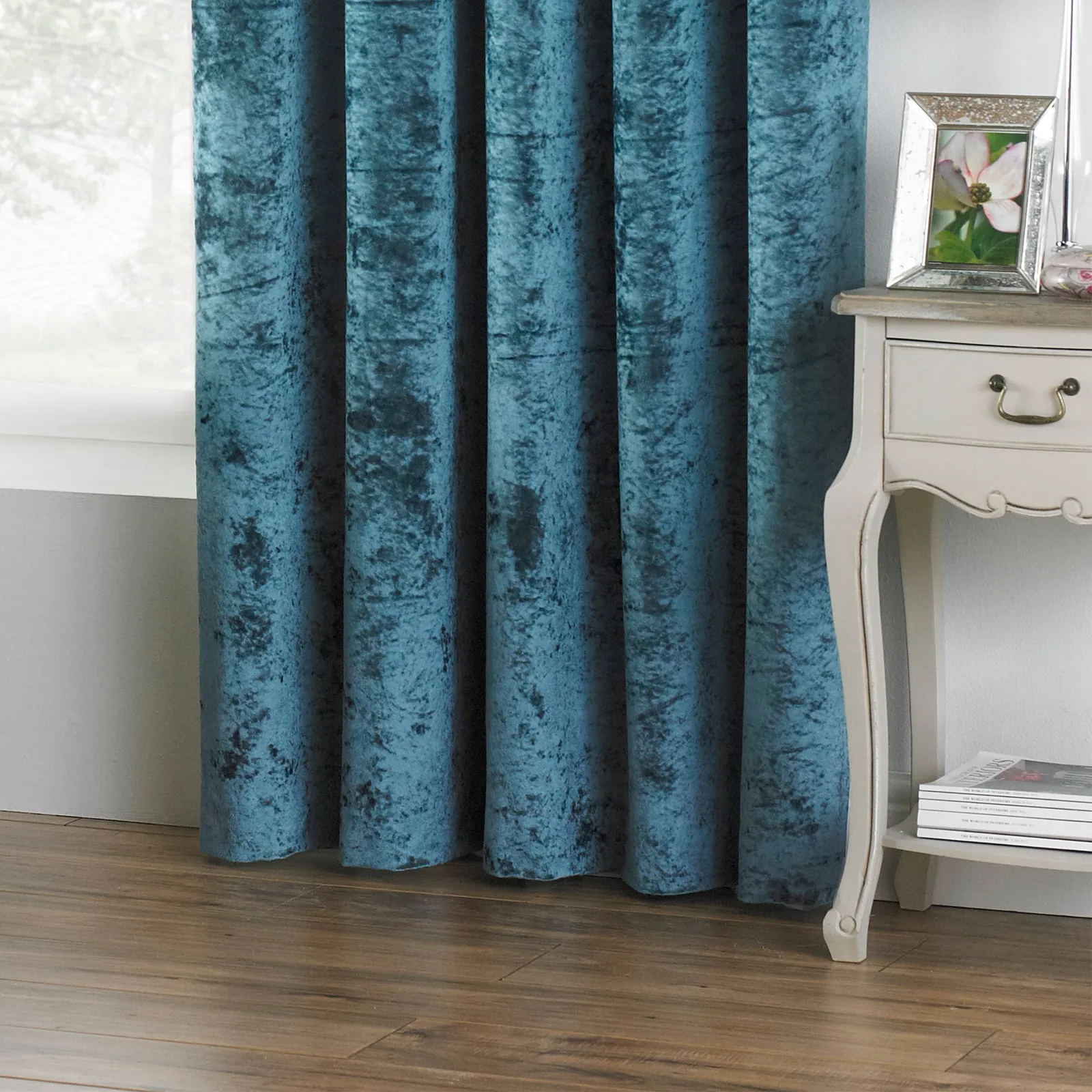 Paoletti Verona Crushed Velvet Eyelet Curtains in Teal 3