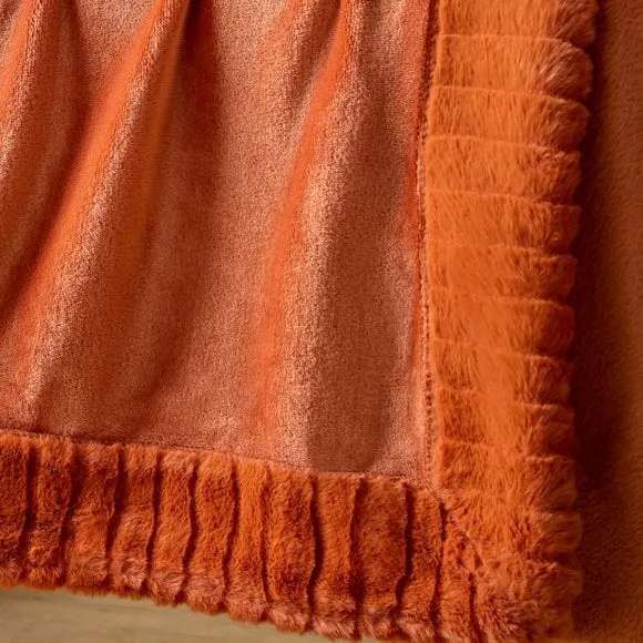 Catherine Lansfield Faux Velvet 150cm x 200cm Throw Blanket 2