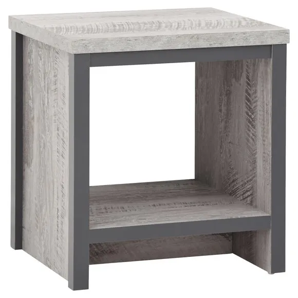 Boston Lamp Table 4